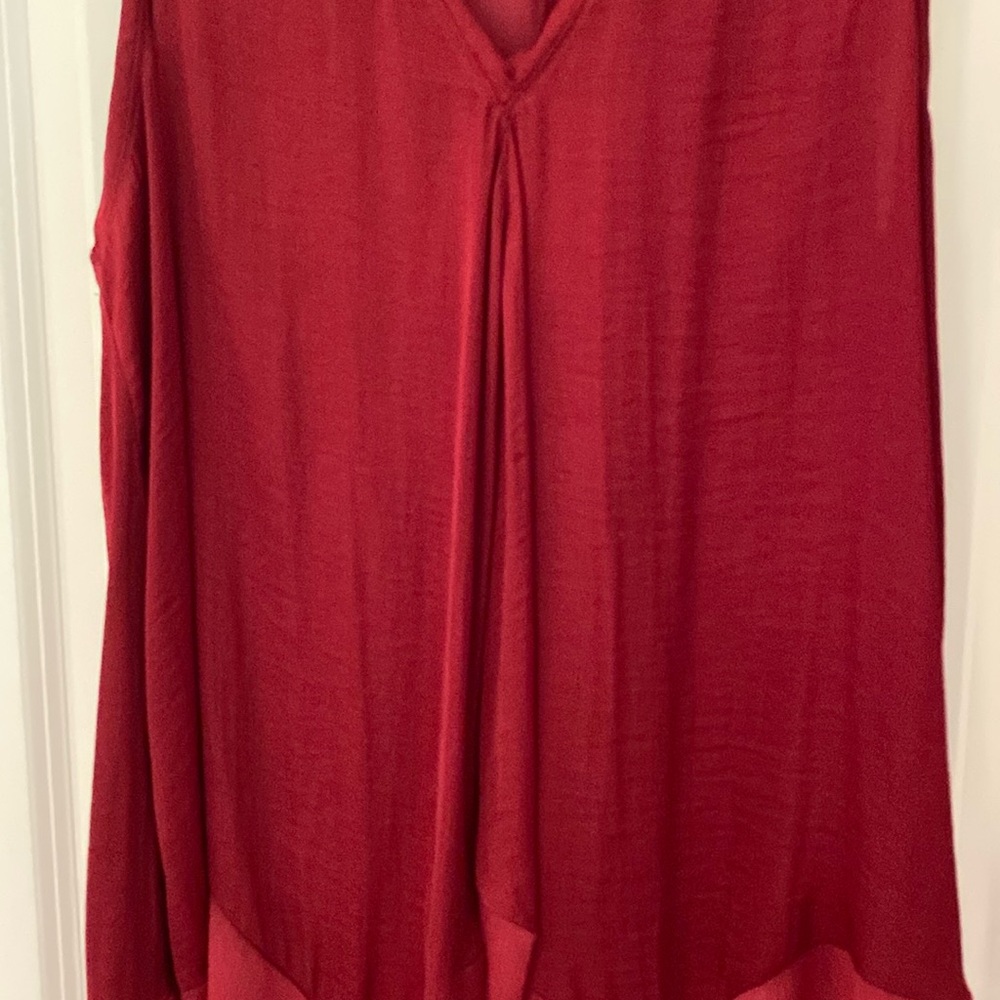 Vera wang flowing blouse